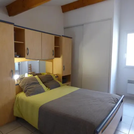 Apartment Pavillon T2 Mezzanine, Piscine, Mer Indigo, St Pierre La Mer *